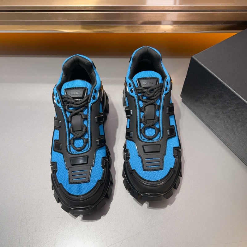 Pra*a casual shoes